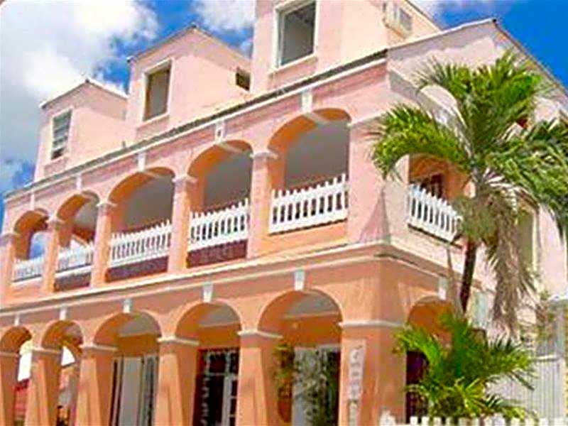 Company House Hotel
