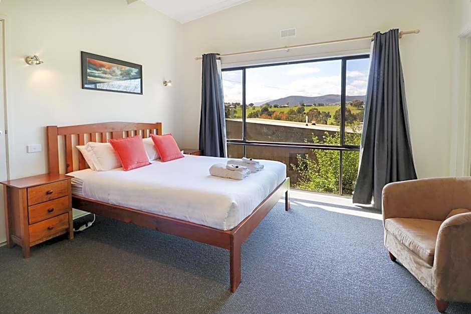 Off Mountain Accommodation