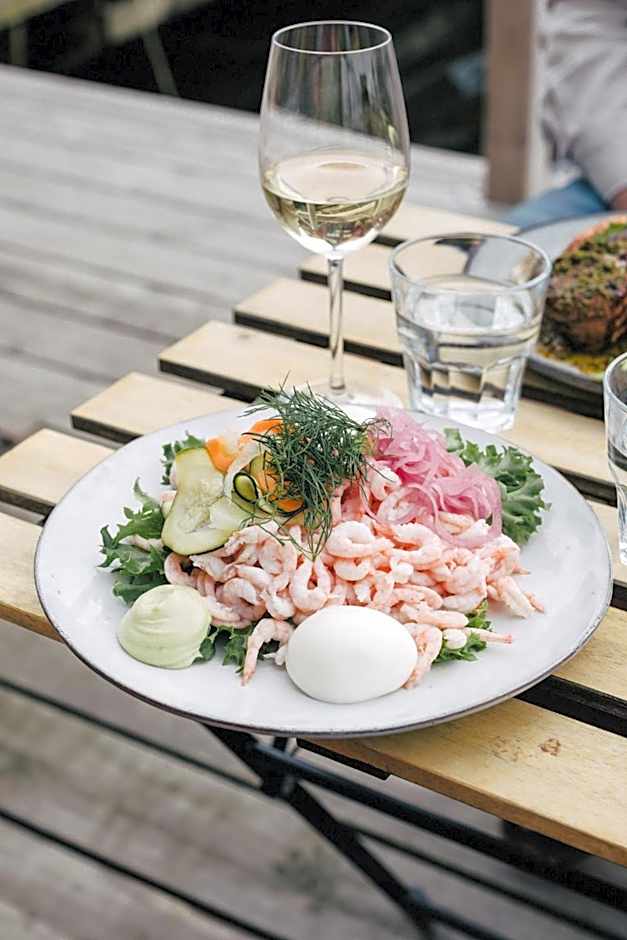 Björholmen Hotell & Restaurang