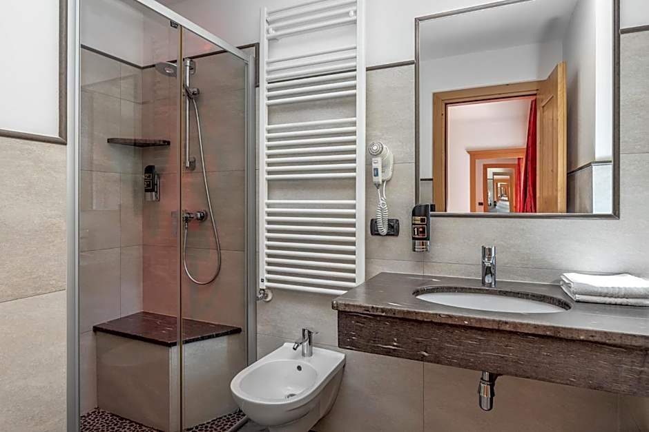 Hotel Tirol- Natural Idyll