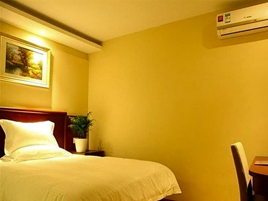 GreenTree Inn Kunshan Huaqiao Building materials Conch Hotel