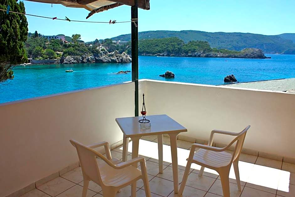 Dolphin Sea View Rooms