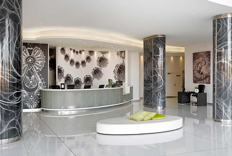 Melia Braga Hotel & Spa