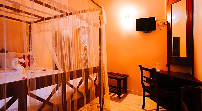 Frangipani Motel