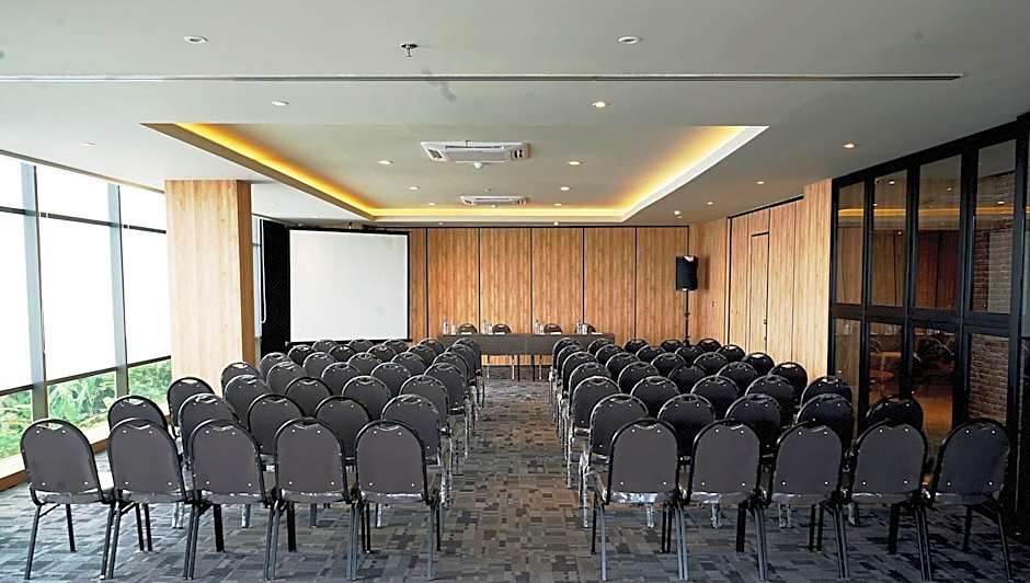 Allstay Hotel Semarang Simpang Lima