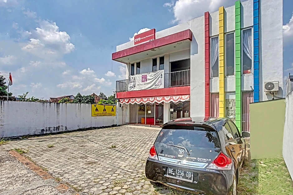 Hotel O Enggal Near Gor Saburai Formerly Hotel Pelangi