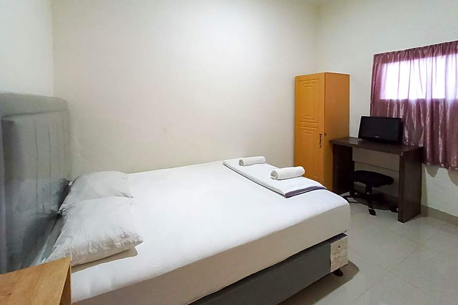 D Cost 19 Syariah Mitra RedDoorz