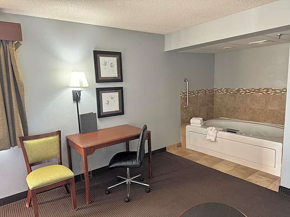 AmericInn by Wyndham Stillwater