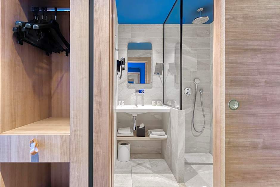 KYRIAD LYON OUEST Limonest