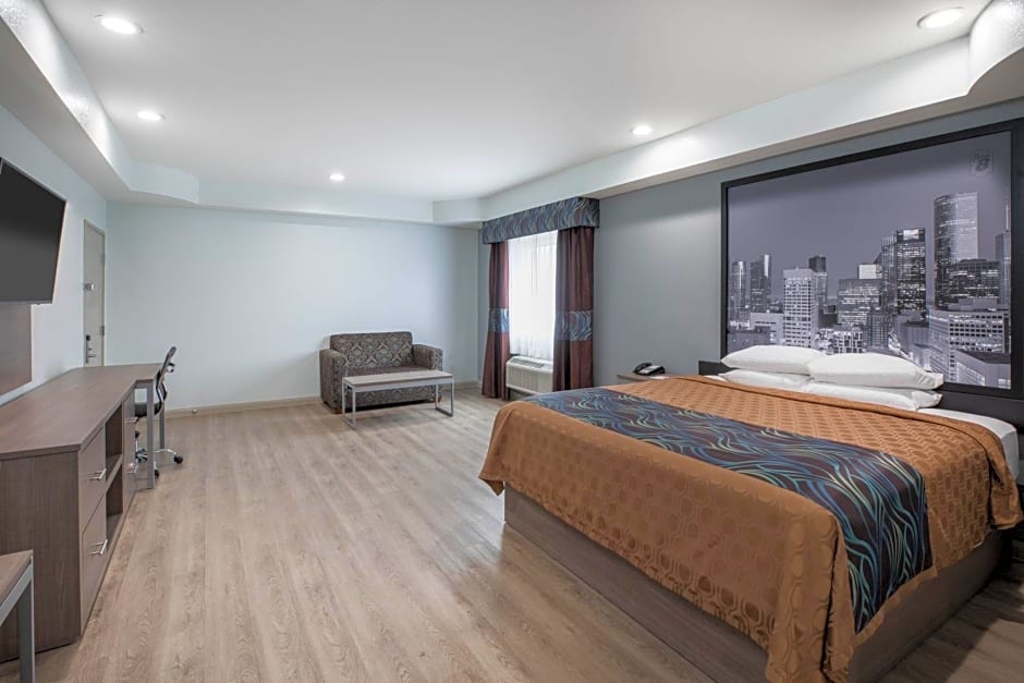 Super 8 by Wyndham Humble/Houston