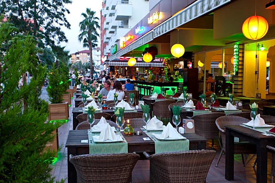 Royalisa City Apart Hotel