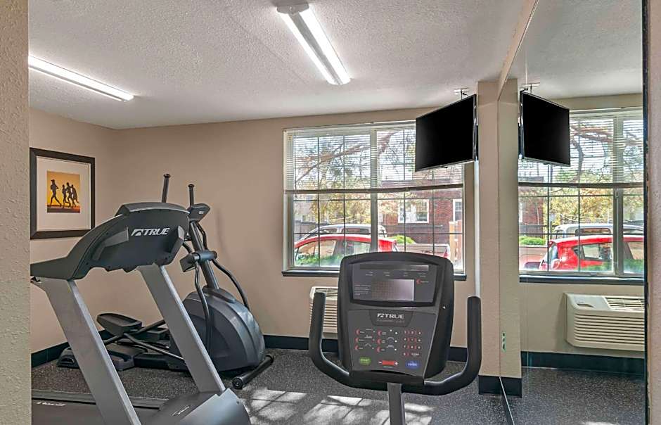 Extended Stay America - Kansas City - Country Club – Kansas City, MO