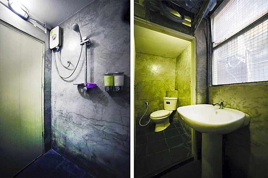 OYO 560 Chang Hostel Suvarnabhumi