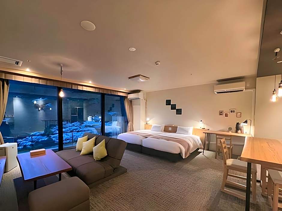 Yuze Hotel