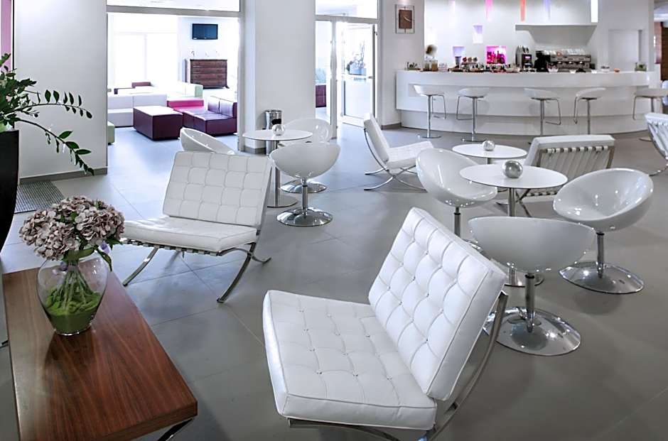 Yes Hotel Touring & SPA