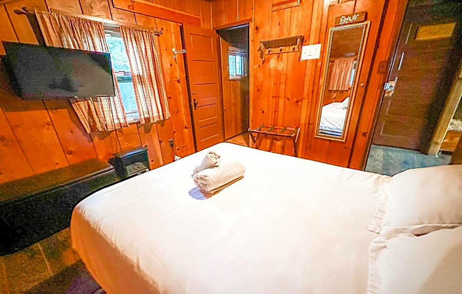 ITH Big Bear Lake Hostel & Retreat Center