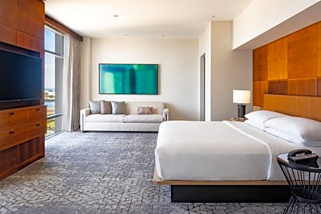 San Juan Suite, Bay View, 1 king, Sofa bed