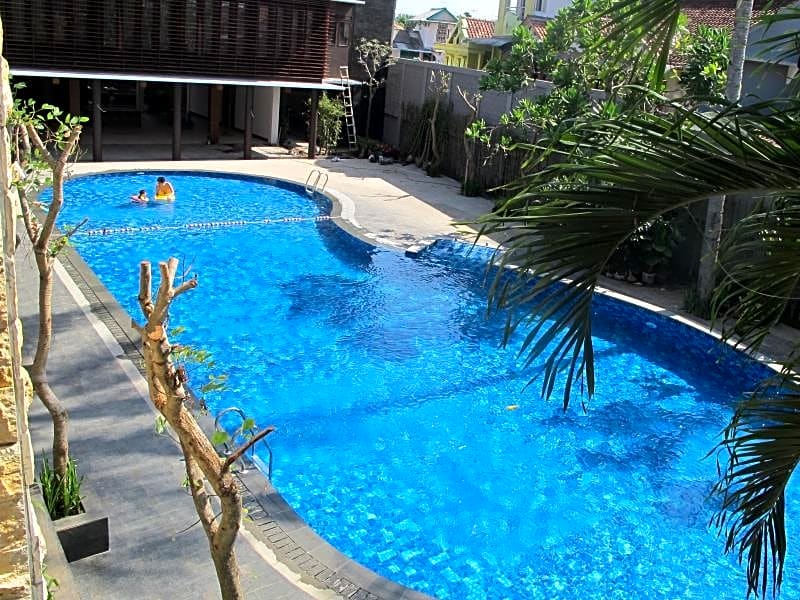 Surya Kencana Seaside Hotel