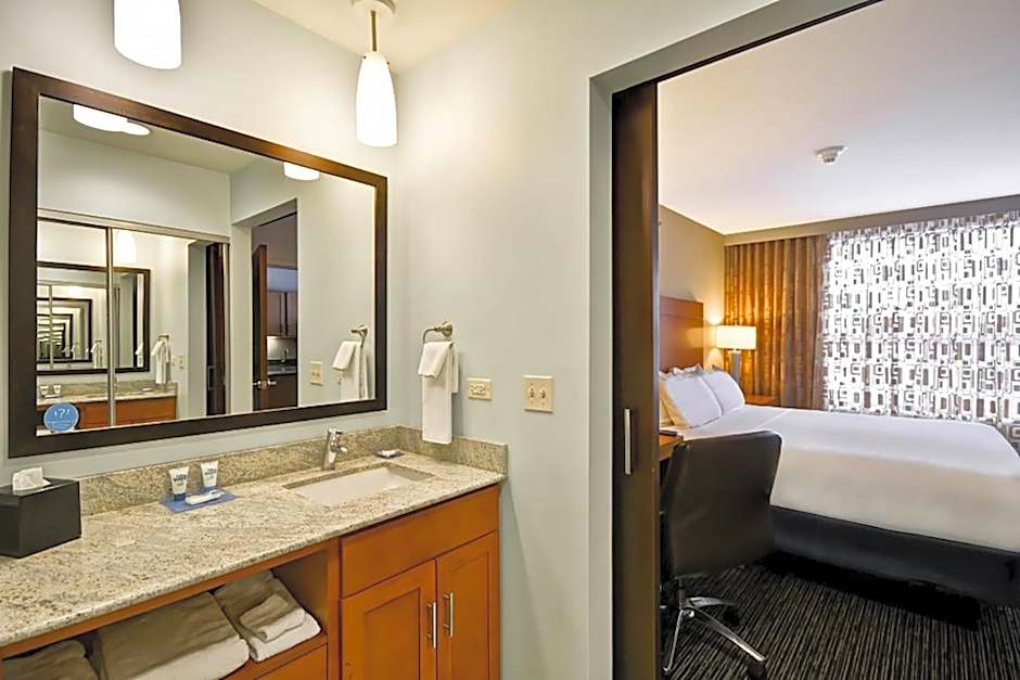 Hyatt House Chicago Warrenville