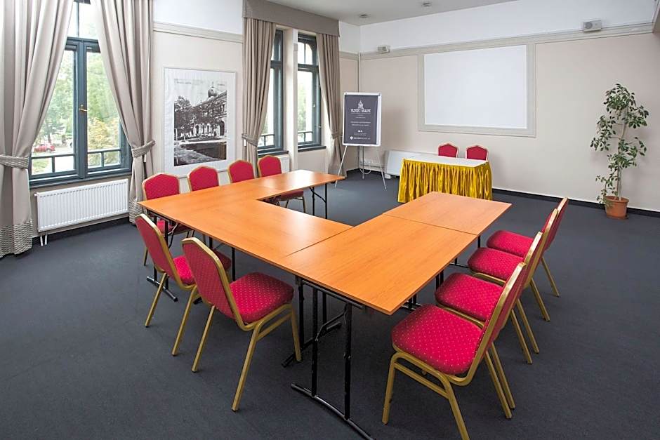 Erzsebet Kiralyne Hotel