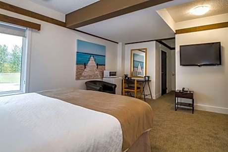 Mobility Accessible Room with One King and One Queen Bed