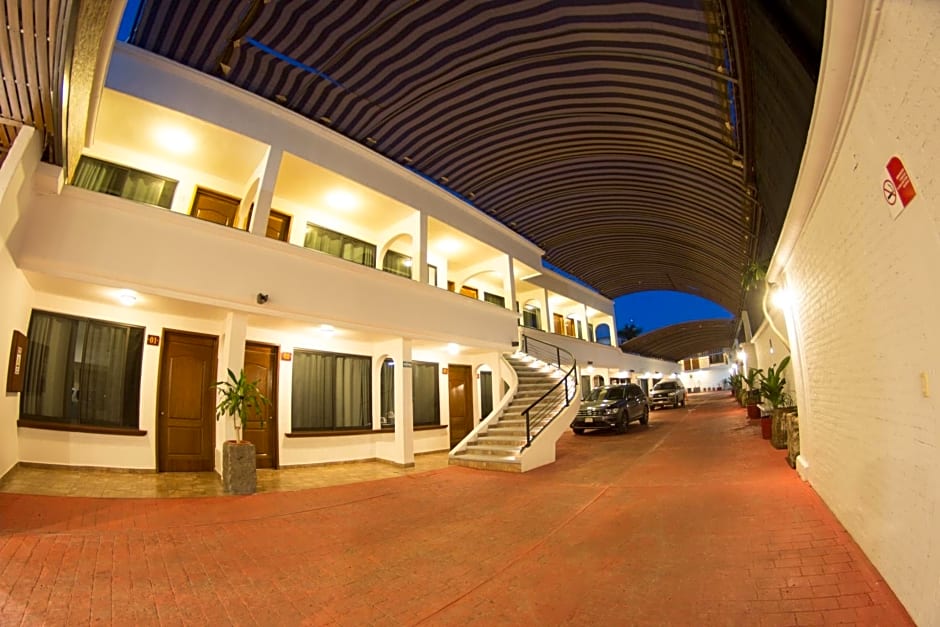 HOTEL RICARLO