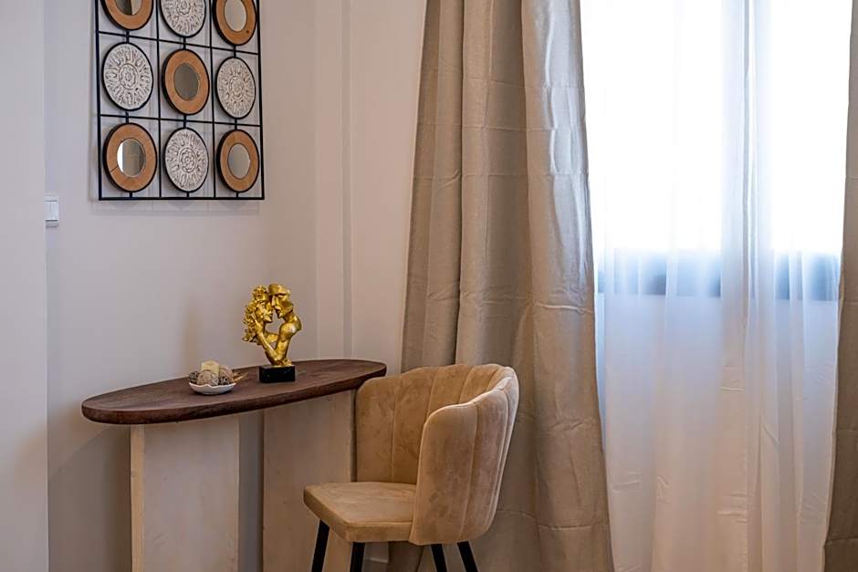 Lazuli Hermes Apartments