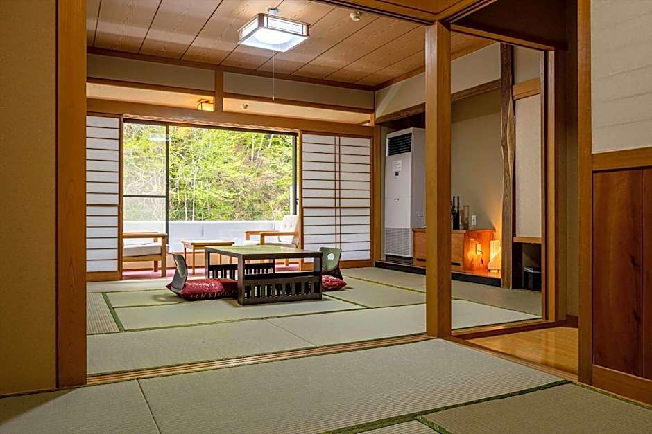 Nikko Nationalpark Kawamata Onsen KURA