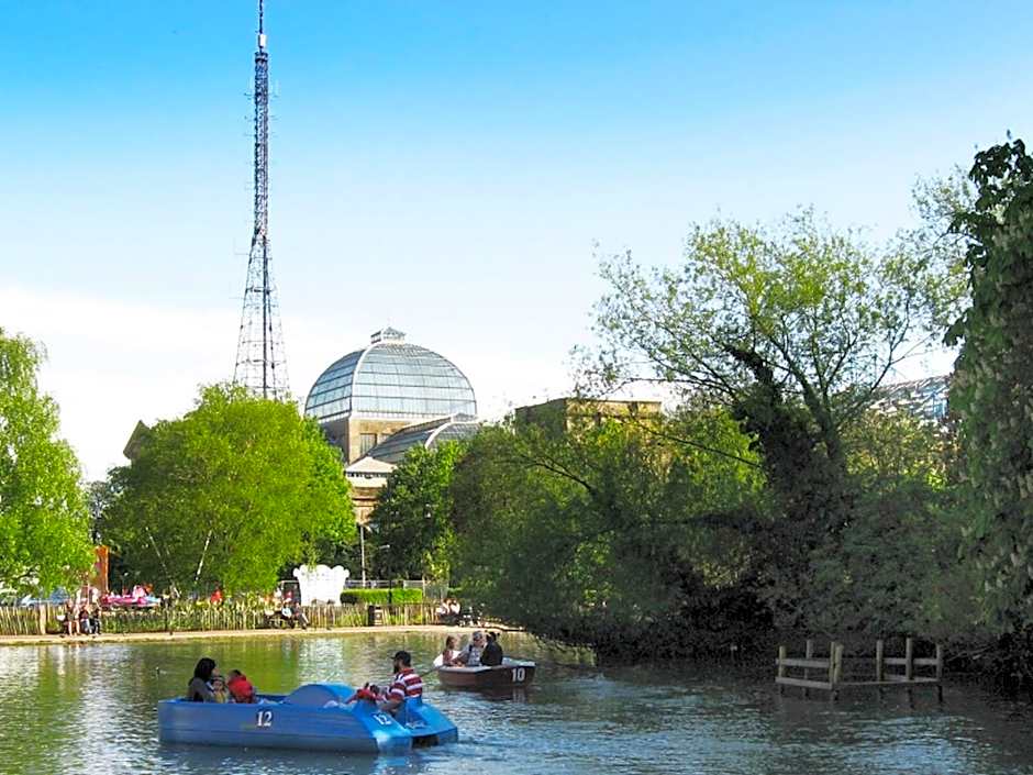 Roseview Alexandra Palace Hotel