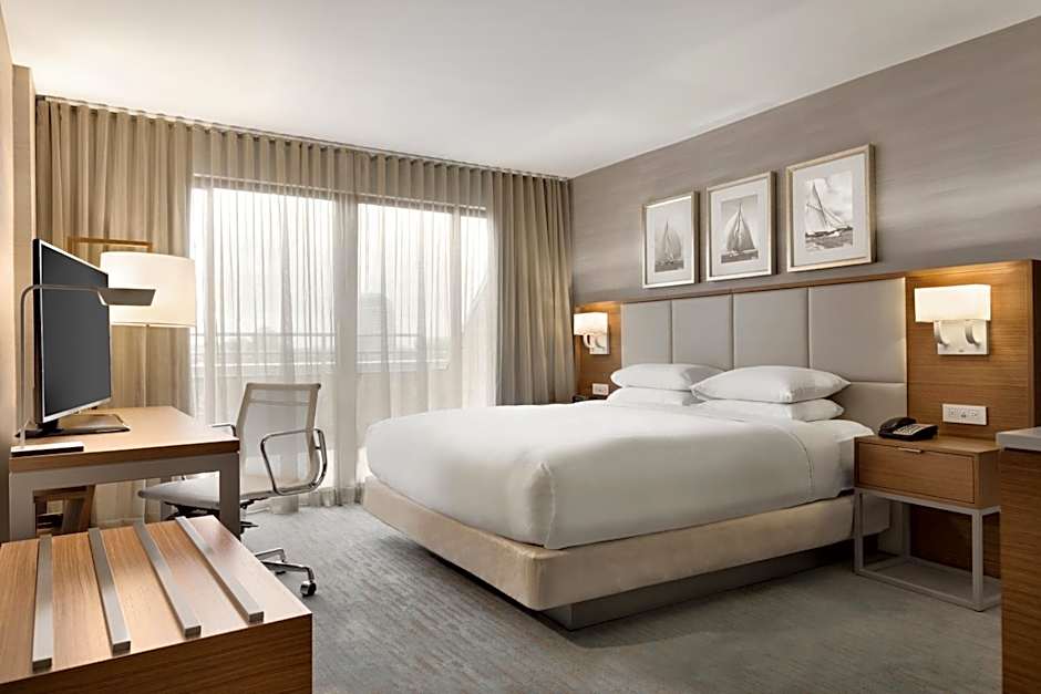 DoubleTree Suites By Hilton Boston - Cambridge
