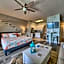 Deluxe Beachfront Studio, Shores of Panama New and Renovated