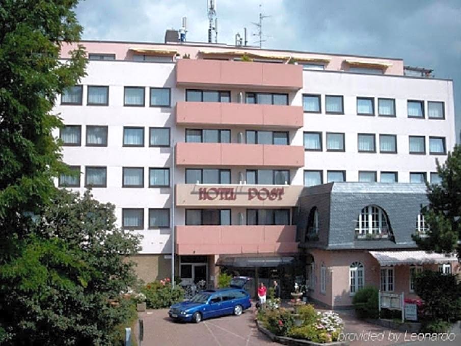 Top Hotel Post Frankfurt Airport