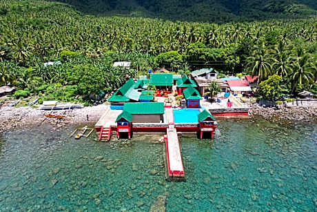 Napo Beach Resort