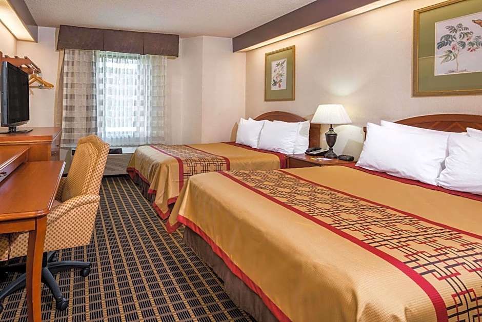 Days Inn by Wyndham Yadkinville