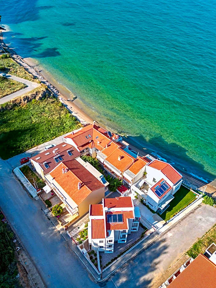 Elpiniki Luxury Rooms
