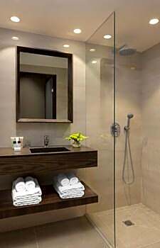 Golden Crown Haifa Hotel