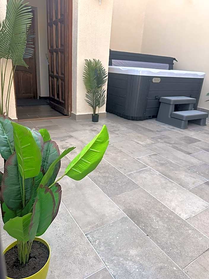 Vén Diófa De Lux Panzió