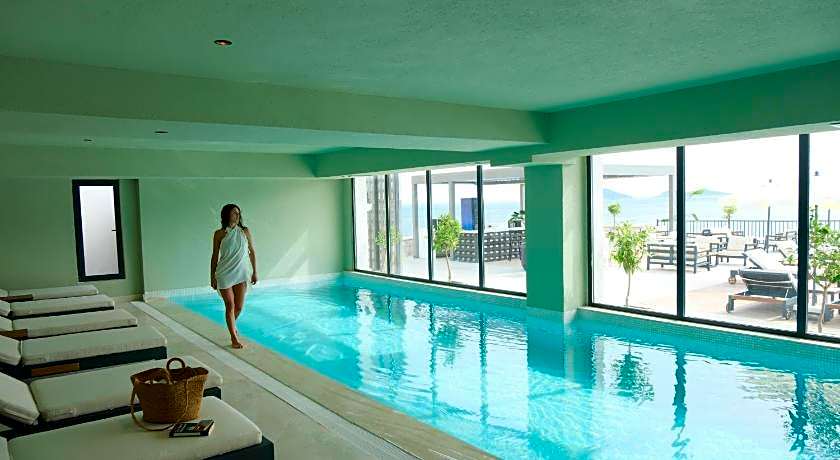 Lures Hotel