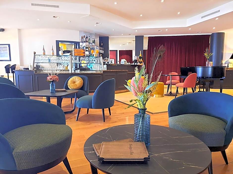 Royal Plaza Montreux & Spa