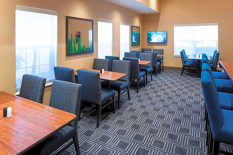 TownePlace Suites by Marriott Dallas Las Colinas
