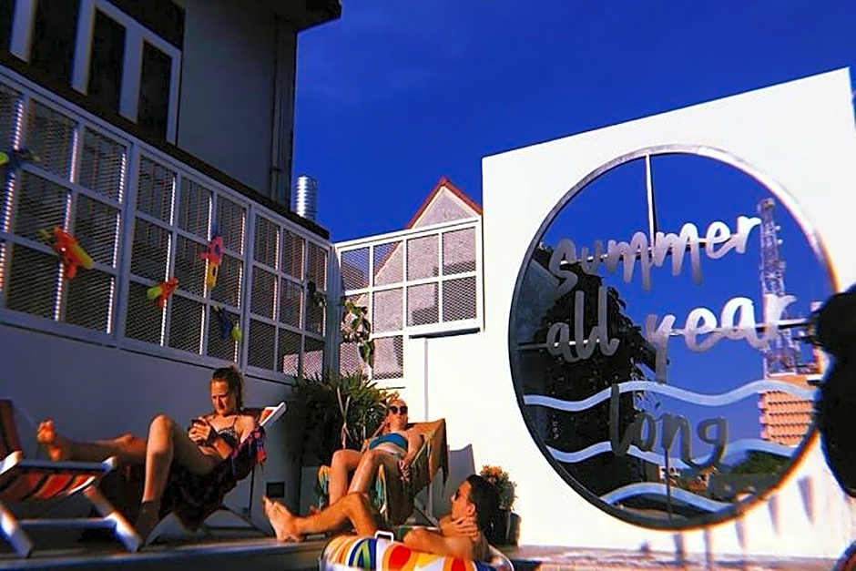 Borbaboom Phuket Poshtel & Hostel