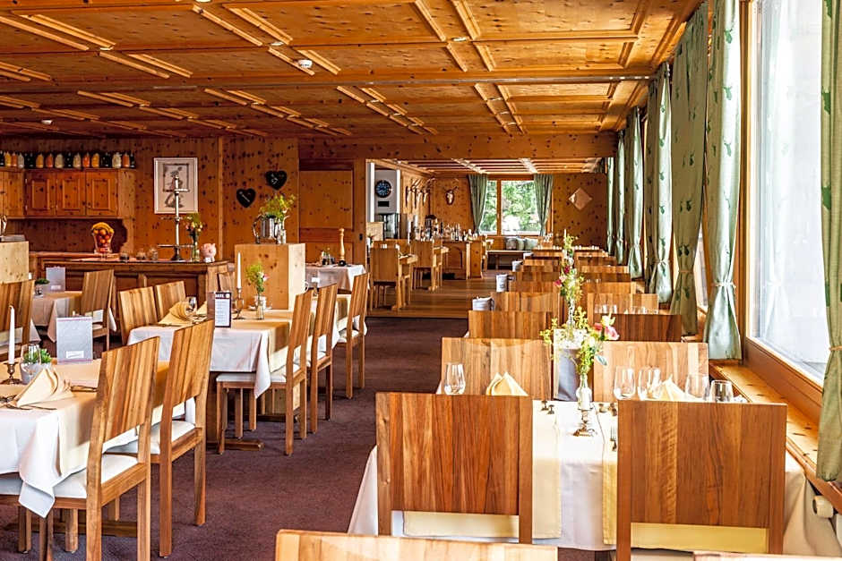 Hotel Waldhaus am See