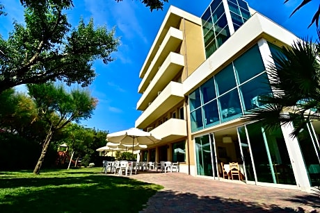 Hotel Astor