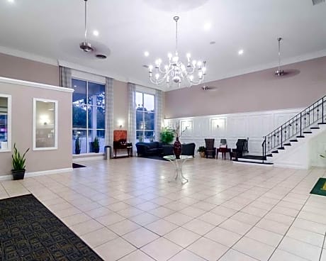 Rodeway Inn & Suites Williamsburg Central