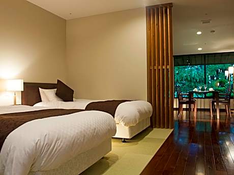 Luxury Deluxe Twin Room