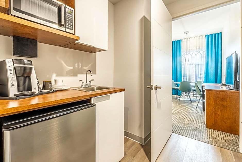 Hôtel Manoir Vieux-Québec