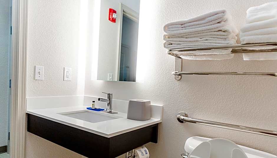 Holiday Inn Express Hotel & Suites Greenville By IHG