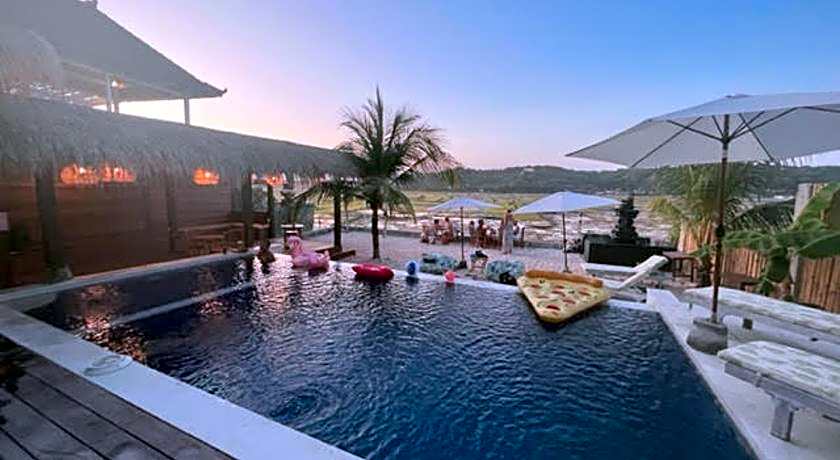 The Kubu 221 Ceningan