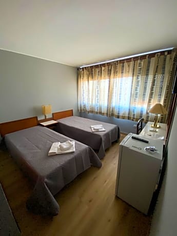 2 Beds