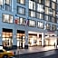 Courtyard by Marriott New York Manhattan/Midtown West